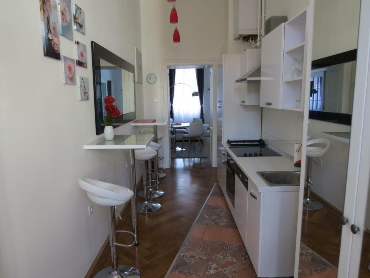 Apartment Zrinjevac ザグレブ エクステリア 写真